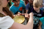 image023